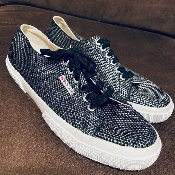 Mint Condition SUPERGA Low Black Snake pattern gumsole bottoms Womens 10 Mns 8.5 - Picture 1 of 8
